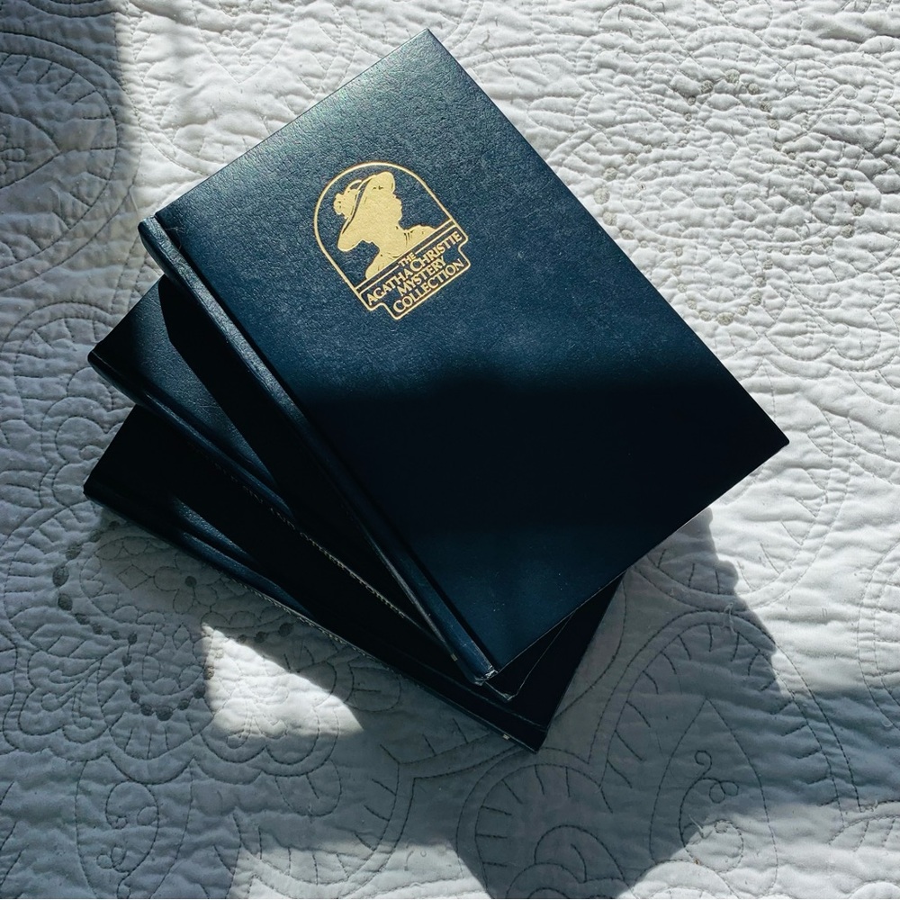 Vintage Agatha Christie 3 Book Set 🔍